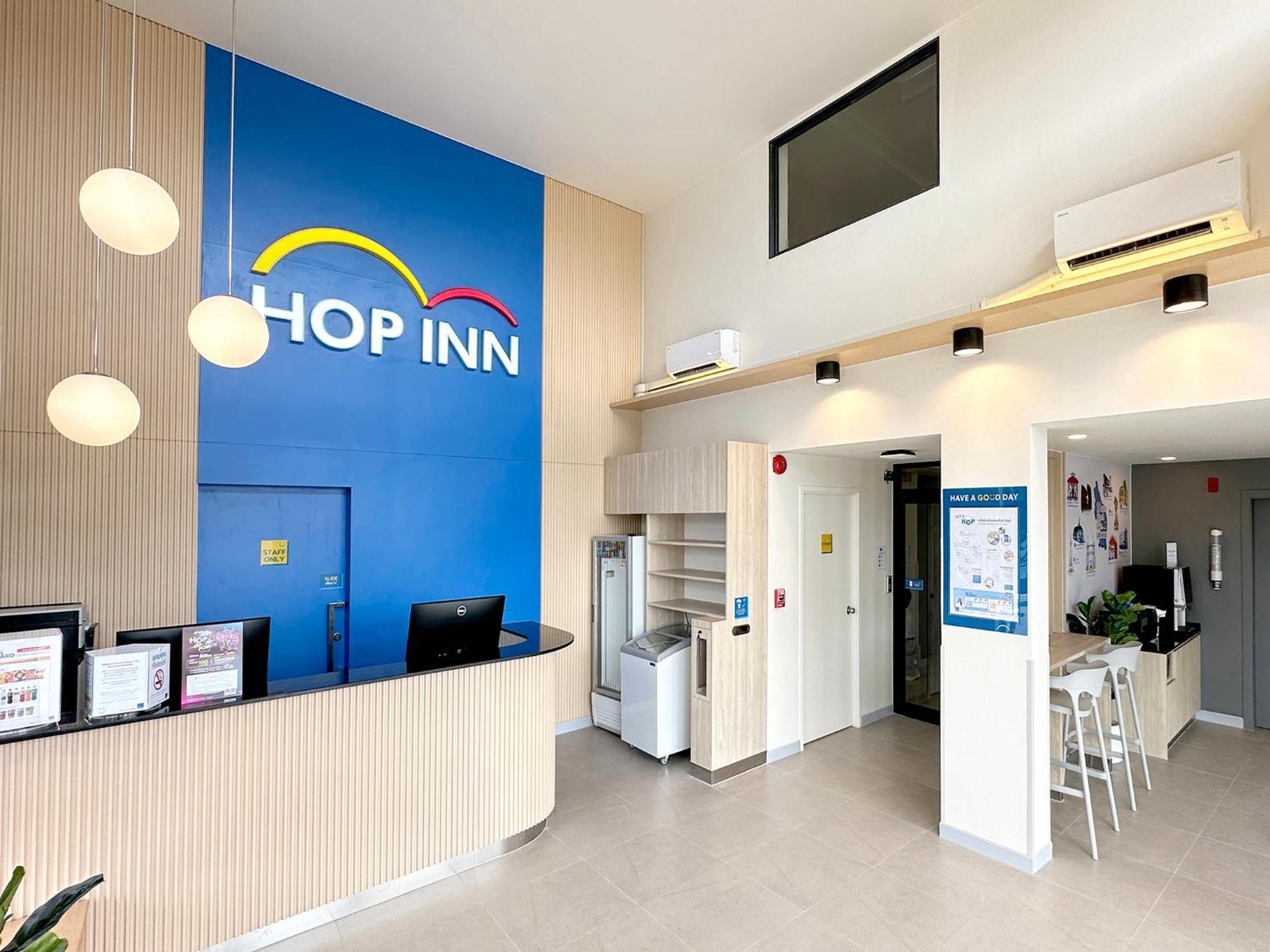 Hop Inn Nakhon Phanom Exterior photo